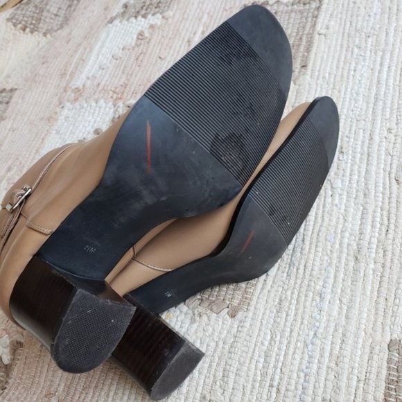 Karen Scott Riser Leather Ankle Booties Heeled Side Zip size 7.5M Neutral - Picture 8 of 11